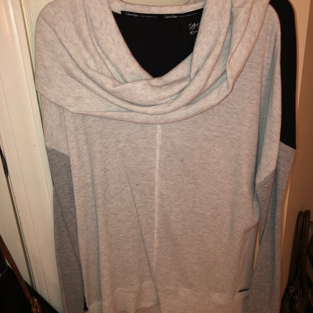 Calvin Klein Sweater